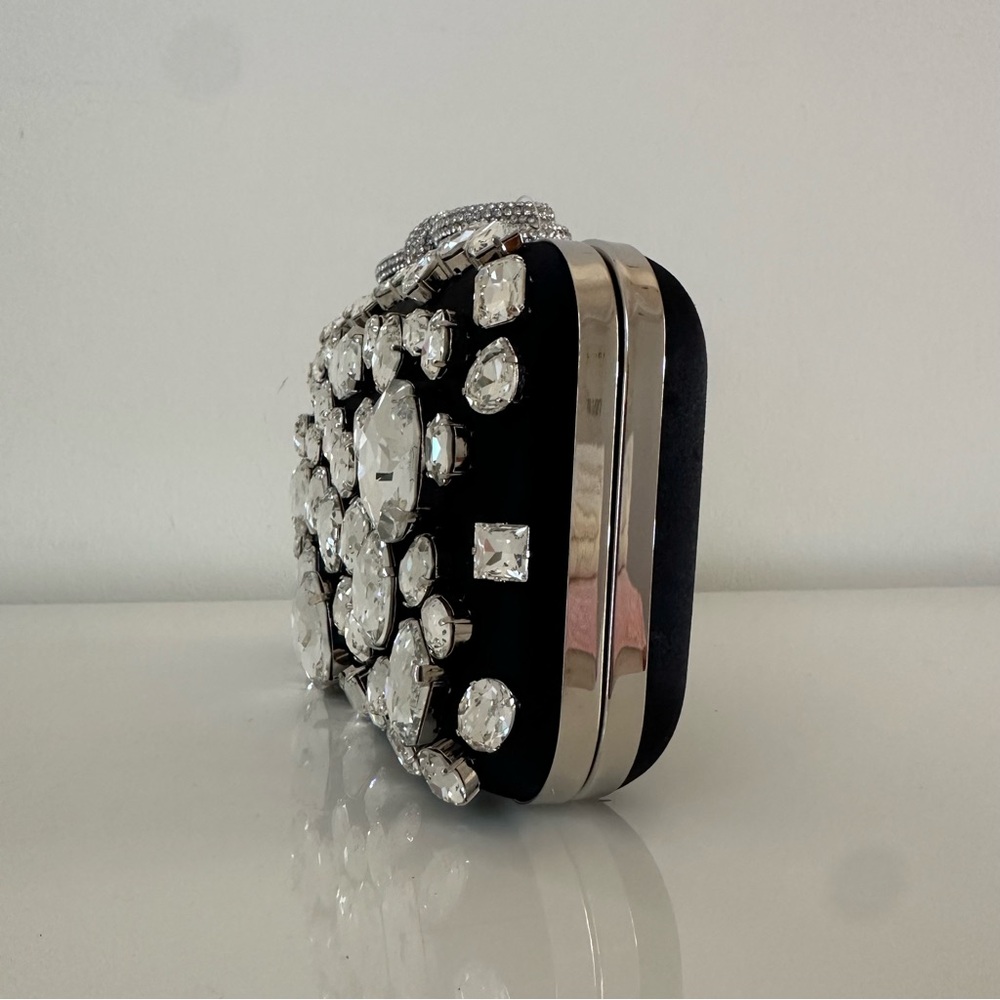 MACH & MACH
Bow Strass Satin Clutch Bag - Picture 11 of 16